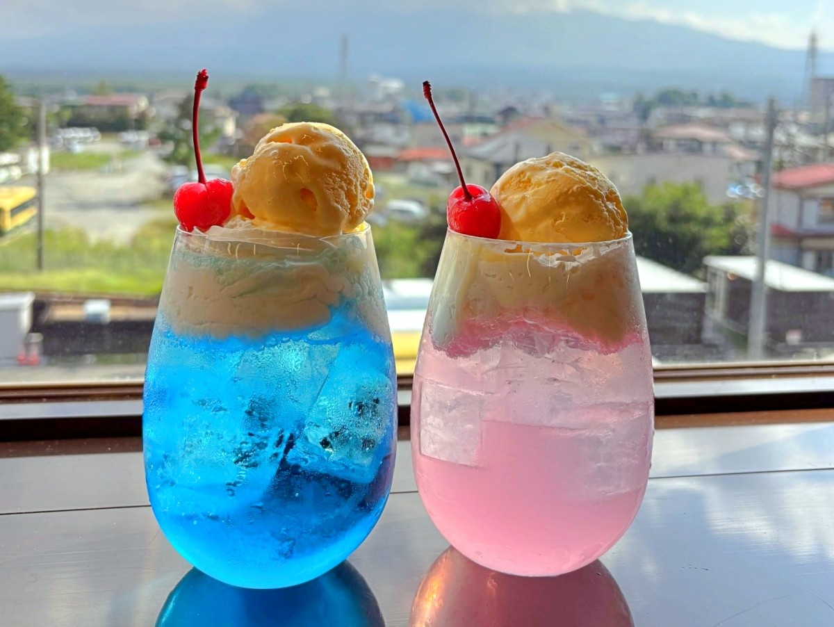 富士山咖啡店餐飲
