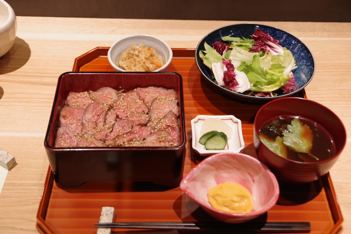 Yaesu Issai Kassai TO-FROM Yaesu Restaurant Lunch Dinner