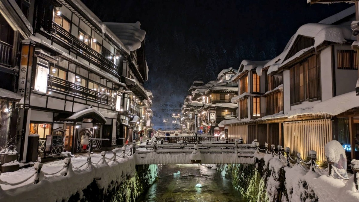 銀山溫泉 東北 山形 冬天 雪 夜景 亮燈 燈飾