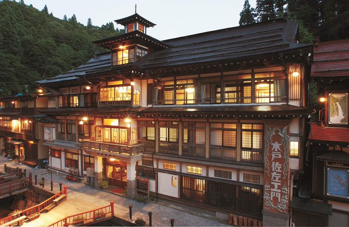 銀山溫泉 能登屋旅館