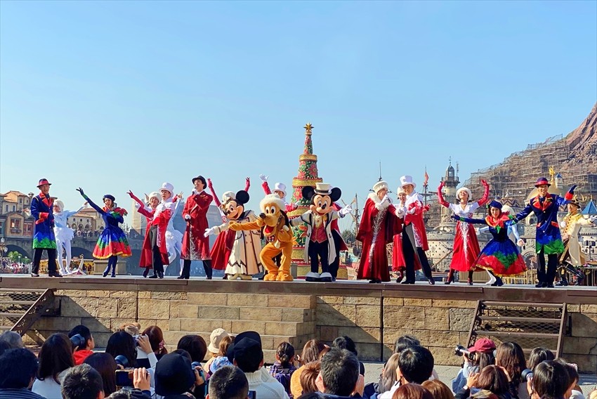 2019年東京迪士尼度假區® 欣賞精彩表演過聖誕啦！