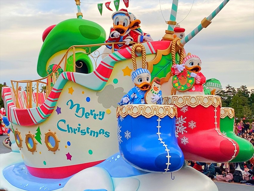 2019年東京迪士尼度假區® 欣賞精彩表演過聖誕啦！
