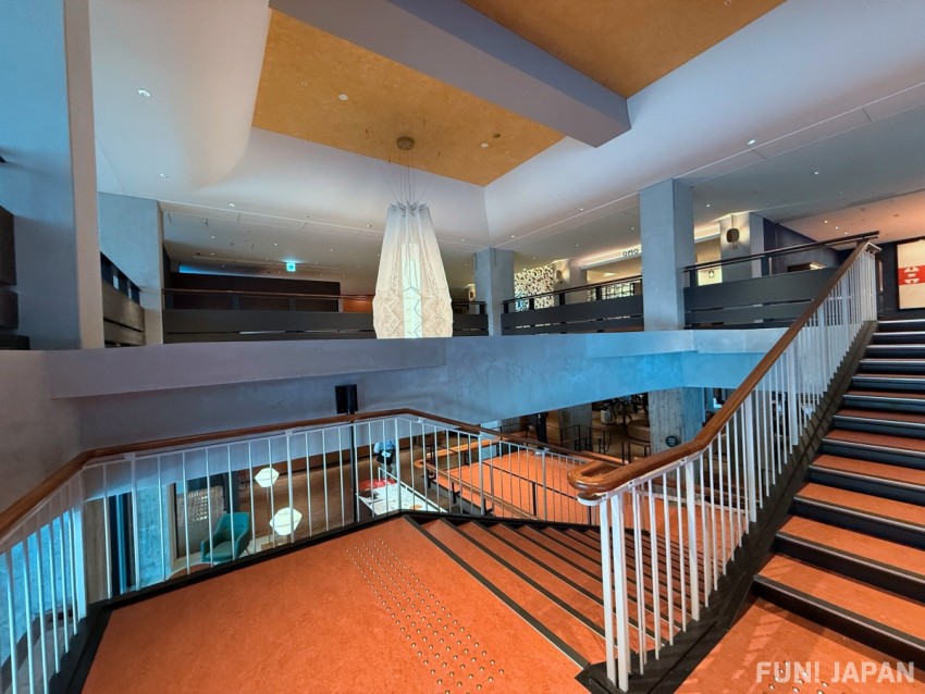 Grand Staircase ที่ OMO7 Yokohama by Hoshino Resorts