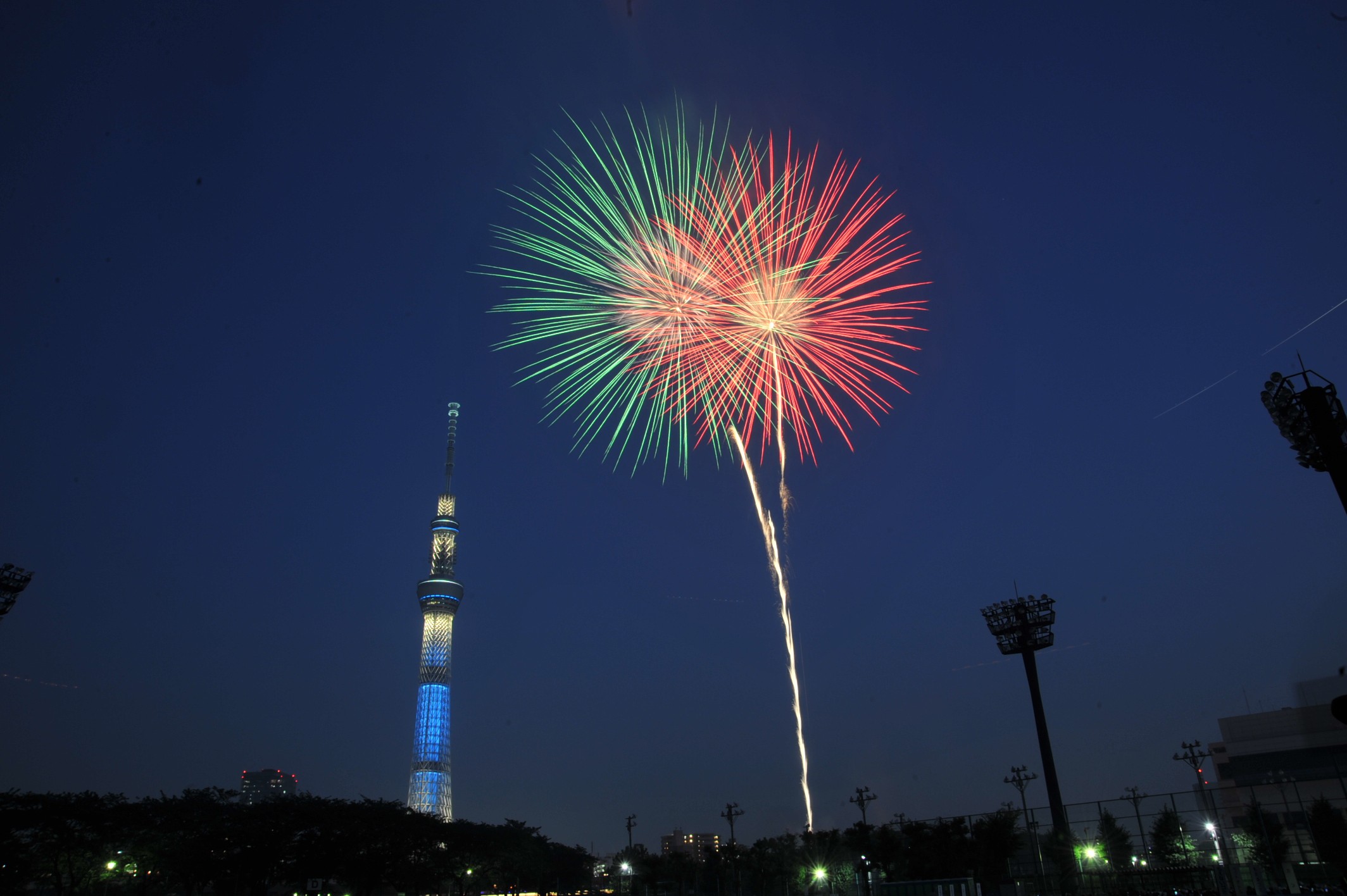 【มหานครโตเกียว】เทศกาลดอกไม้ไฟสุมิดะกาวะ: เทศกาลดอกไม้ไฟที่มีประวัติศาสตร์ยาวนานที่สุดในญี่ปุ่น