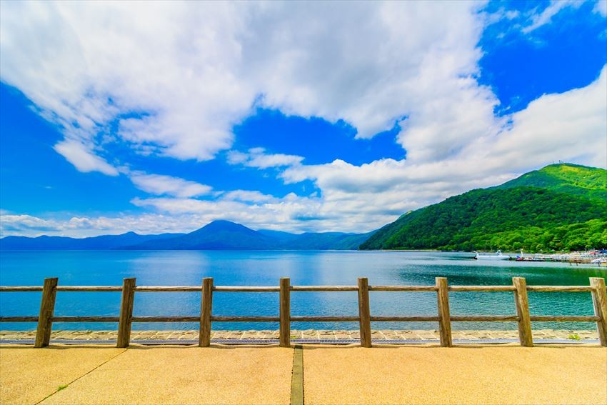 日本最北唯一的不凍湖：支笏湖
