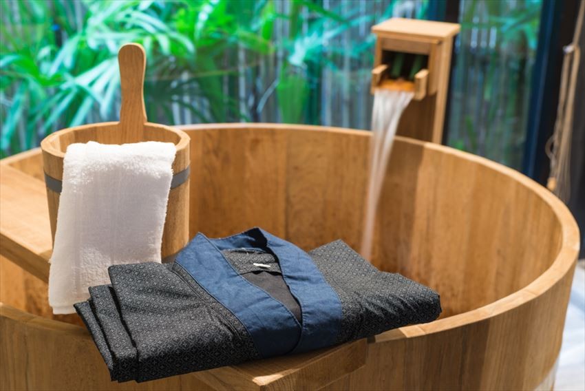 How to properly use towel in japanese onsen – Japan Perfection