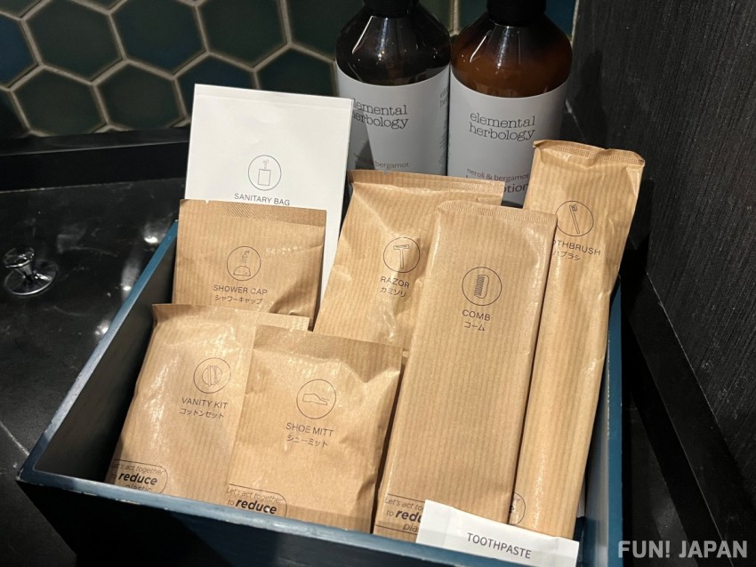 客房睡衣與床鋪