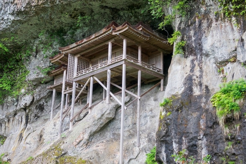 日本最危險的國寶：三德山投入堂