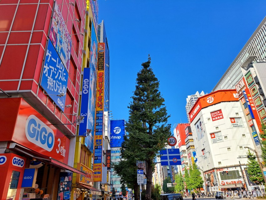  秋葉原