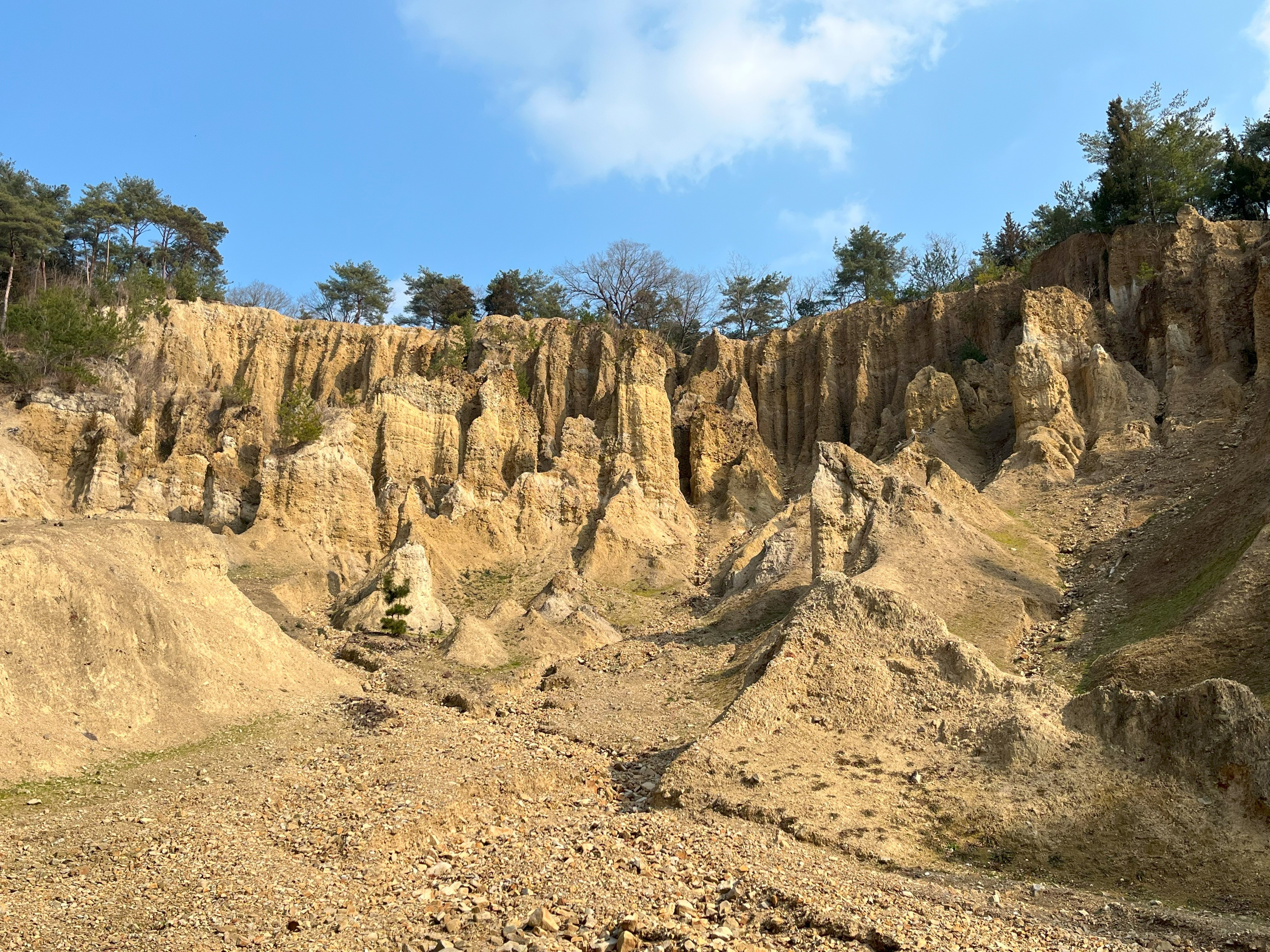 Awa Sand Pillars