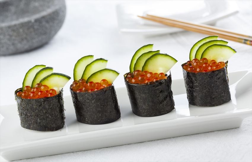 Gunkan maki sushi