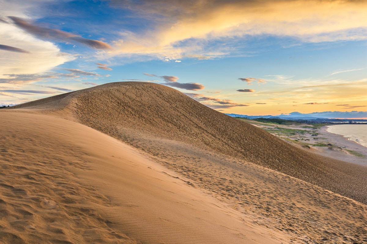 Tottori Sand Dune: Japan's First Sand Dunes Located in Tottori Prefecture