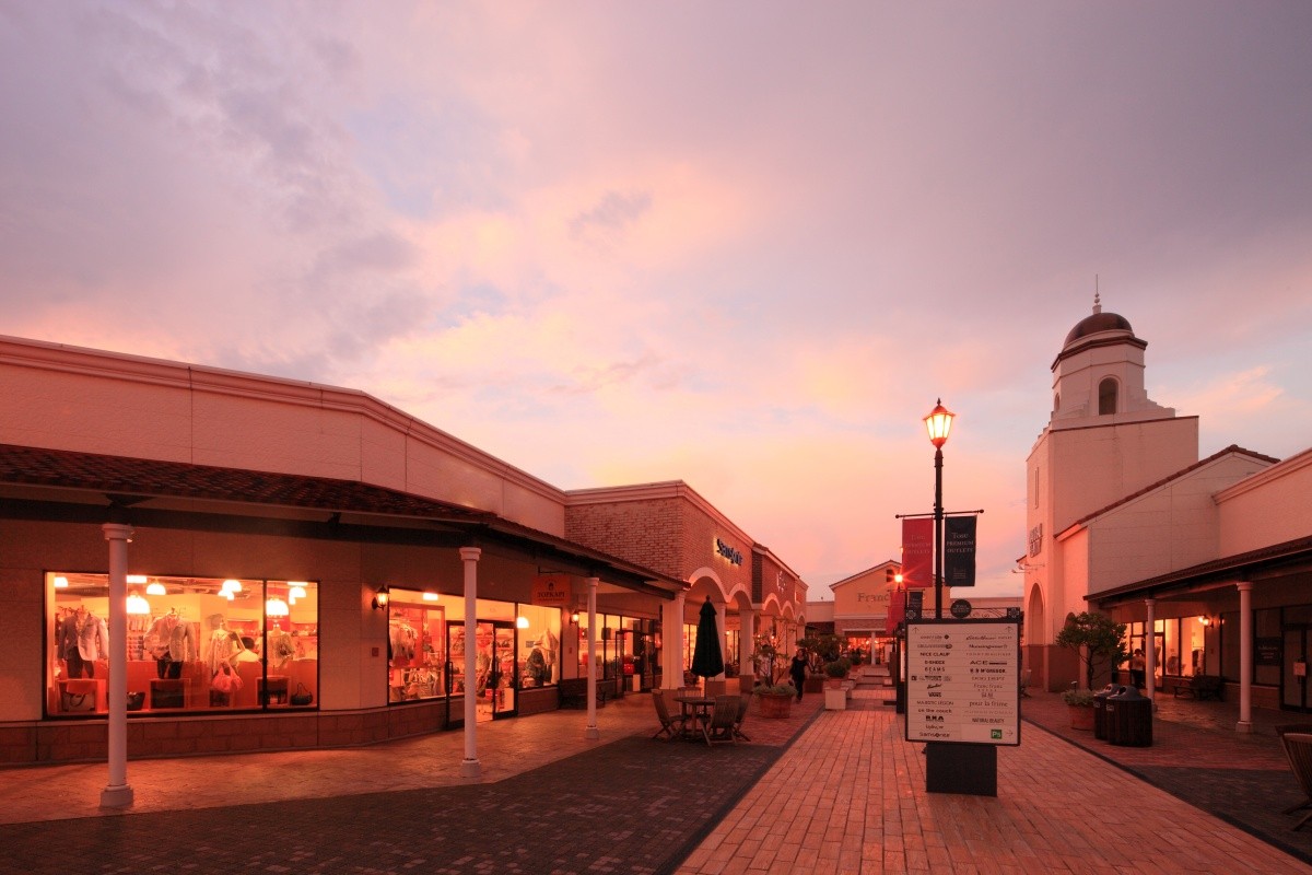 Tosu Premium Outlets