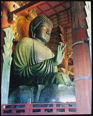 奈良東大寺：大佛殿是世界上最大的木造建築