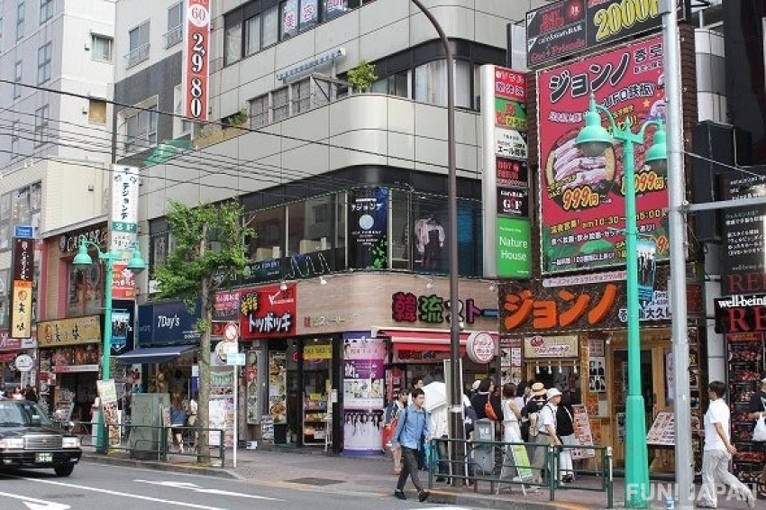 Rich Mix of Korean and Japanese culture in Okubo