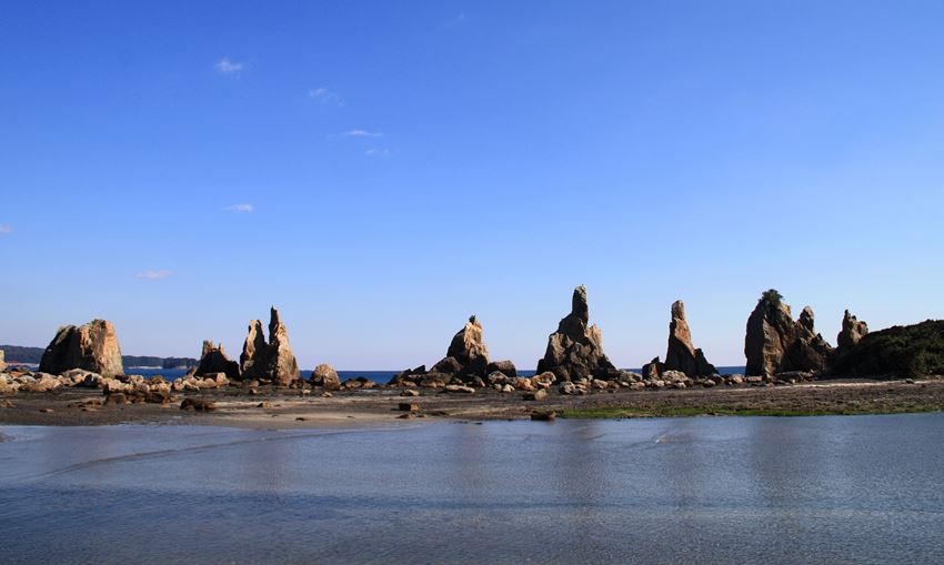 The iHashikui-iwa Rock 