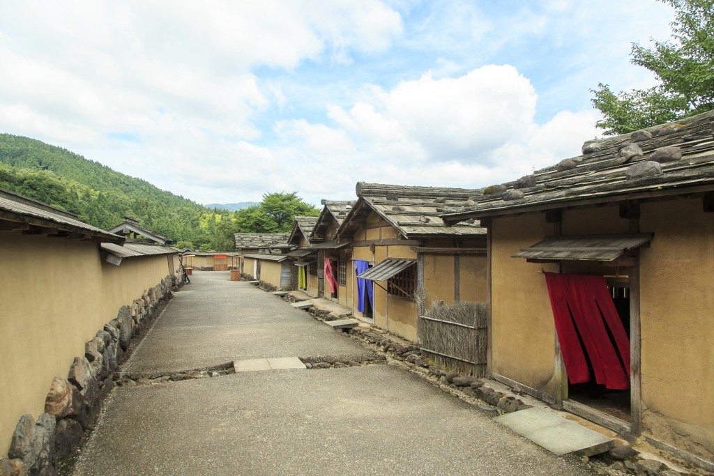 Asakura Clan with an illustrious 100-year history