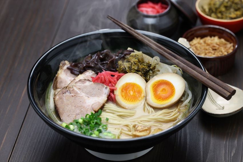 The most favorite ramen in Japan is no doubt the Grand Tonkotsu(Pork Bone Soup) Ramen