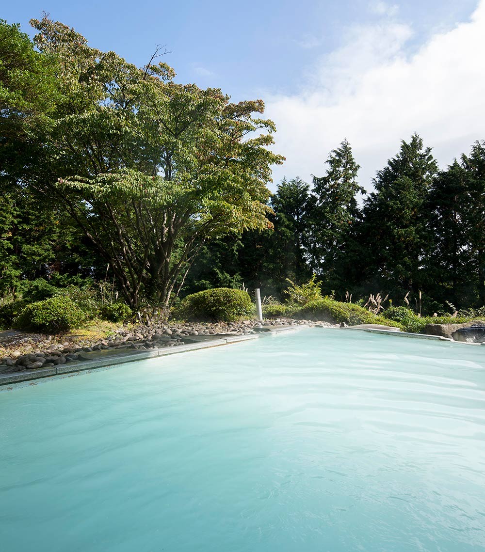 箱根離天空最近的露天溫泉！令人感到安心又放鬆的「箱根湯之花王子大飯店」
