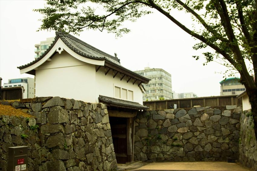 สวนโอโฮริแห่งฟุกุโอกะและปราสาทฟุกุโอกะ มรดกเก่าแก่ทางประวัติศาสตร์