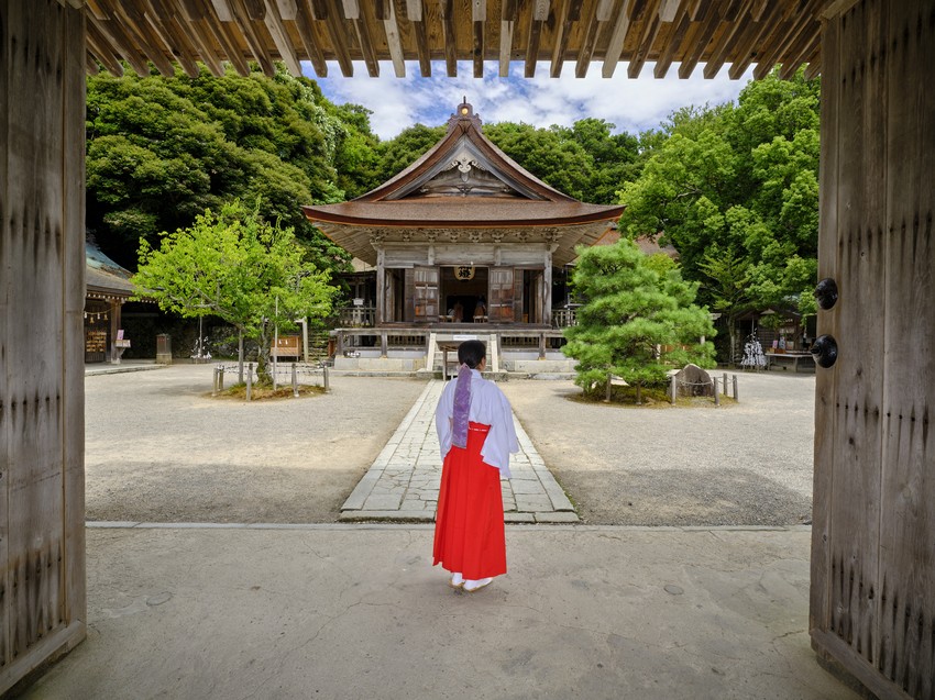 Keta Taisha National Important Cultural Properties Worship Hall & Shrine Gate