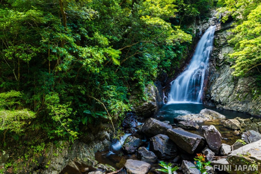 比地大瀑布：沖繩本島規模最大嘅瀑布