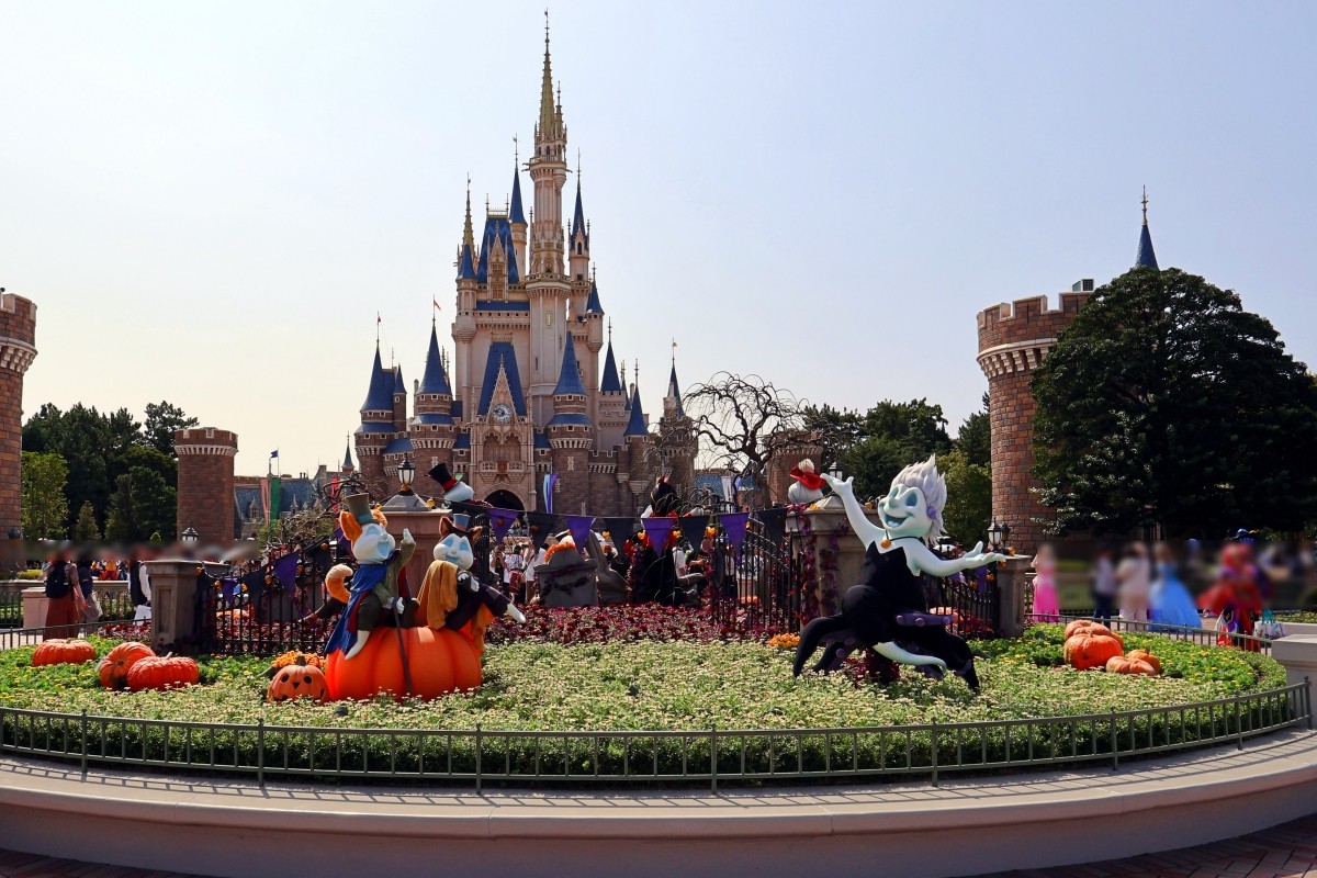 Tokyo Disneyland 2025 Disney Halloween In Front of Cinderella Castle