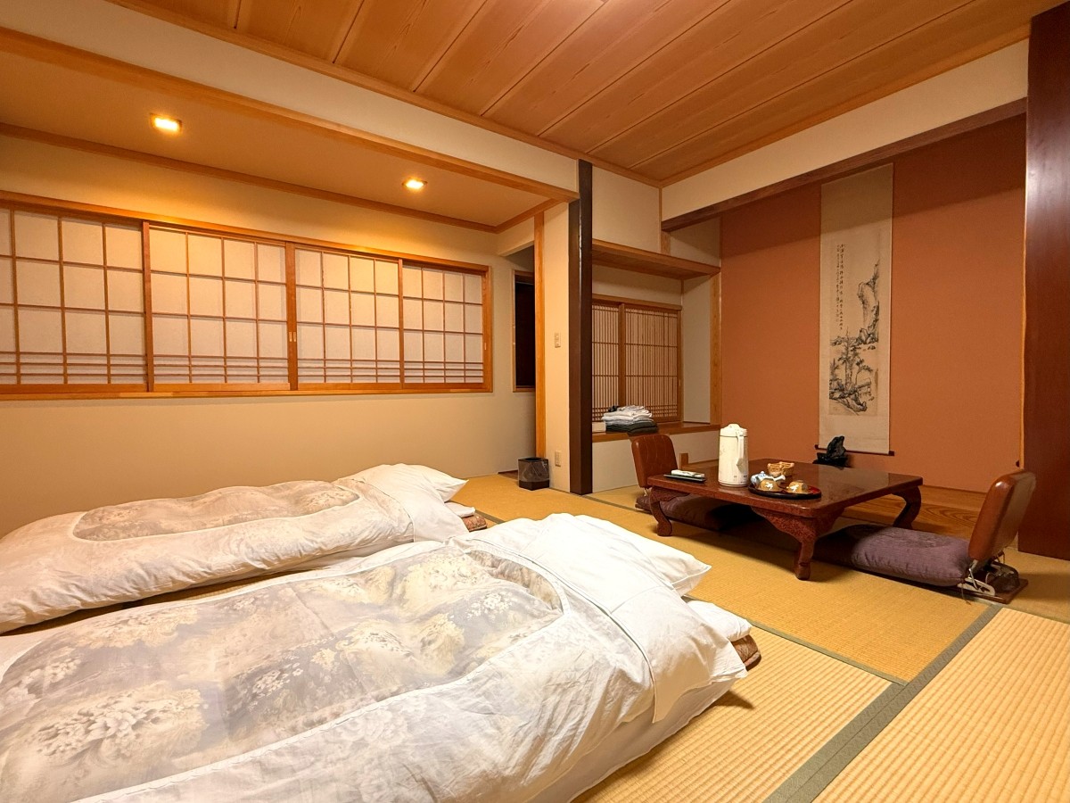 長野縣長野市 中央館清水旅館 和室12帖（12張榻榻米大小）