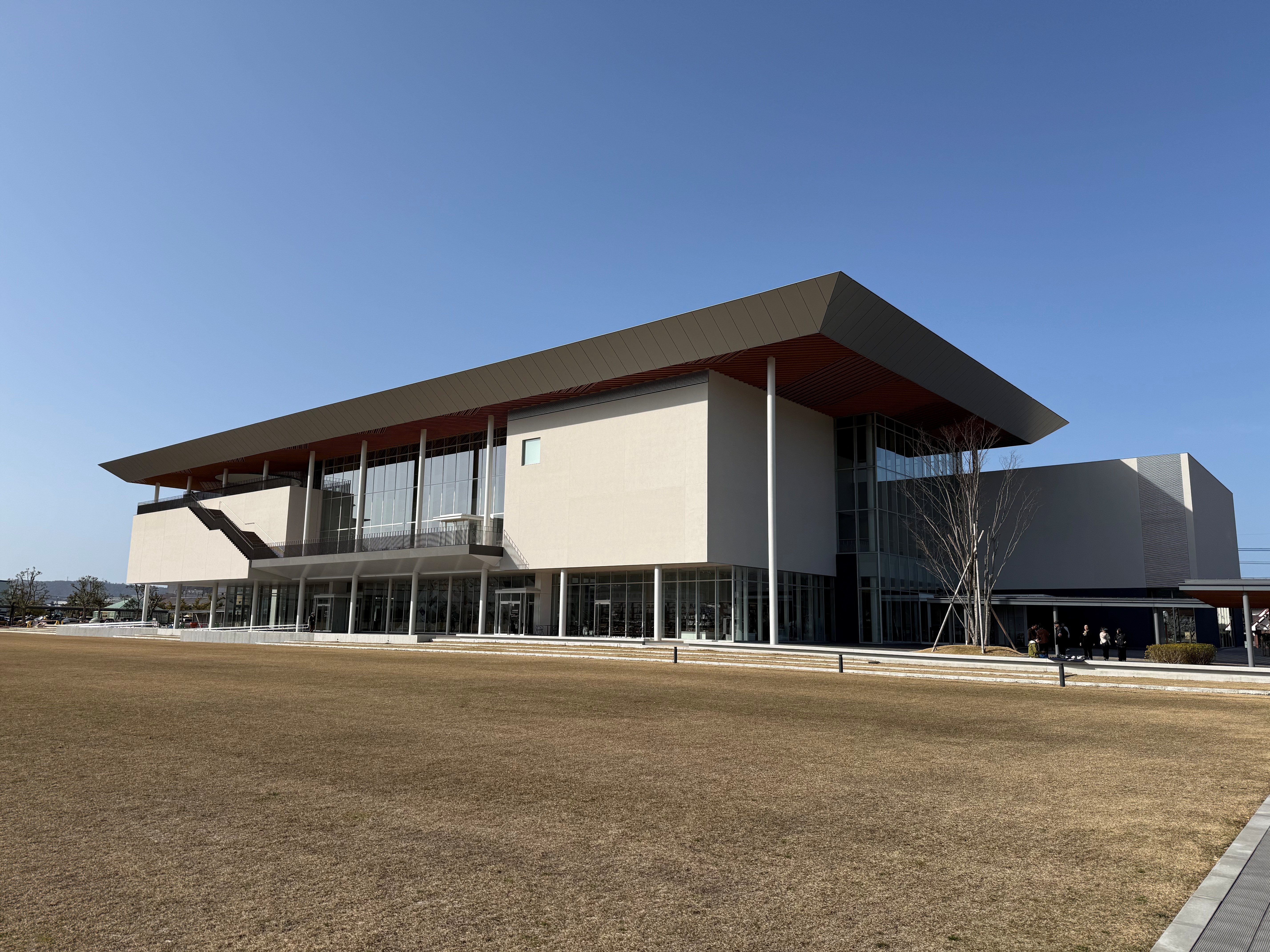 鳥取縣立美術館