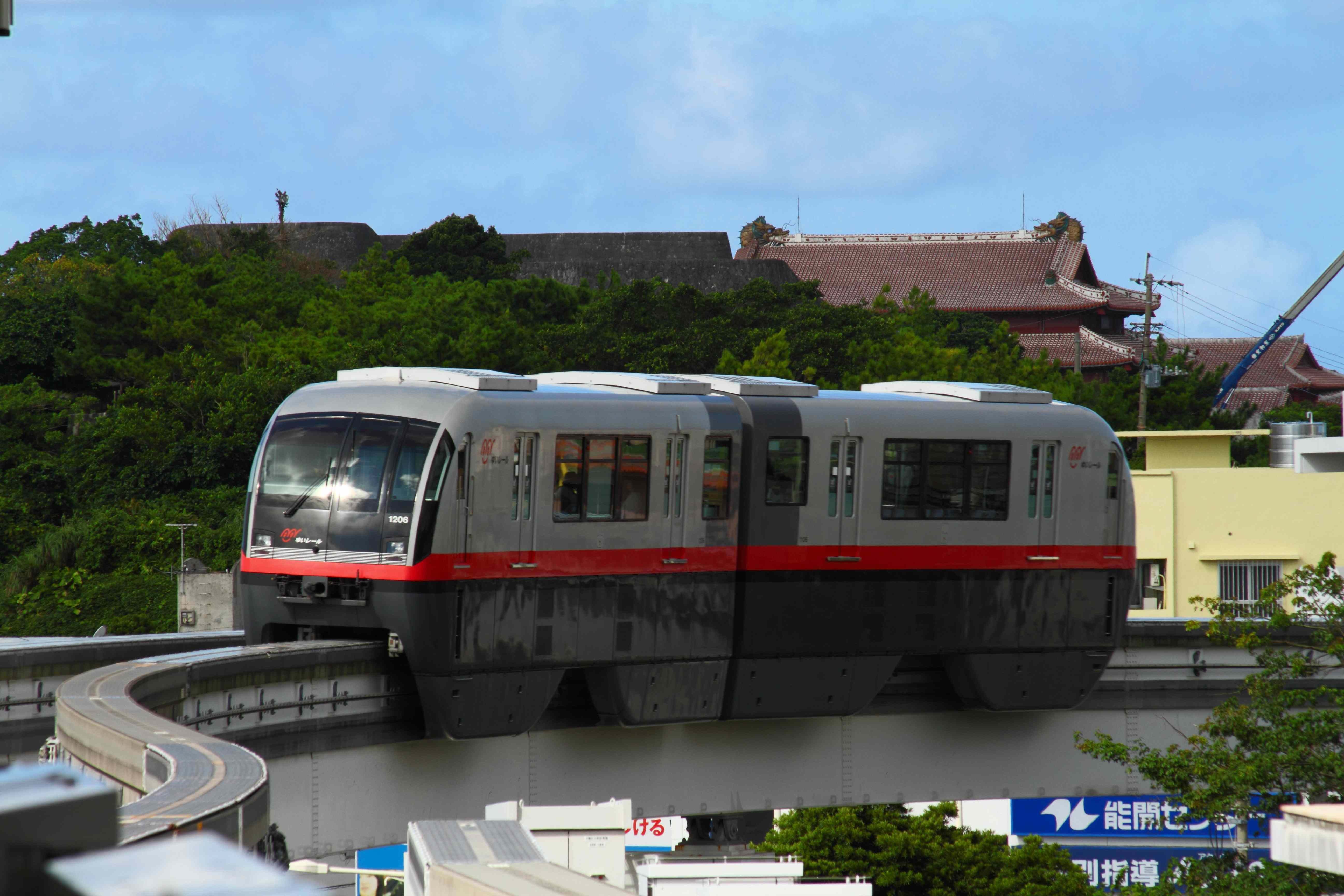 日本沖繩 不開車怎麼玩 沖繩都市單軌電車 基本資訊至沿線導覽報您知