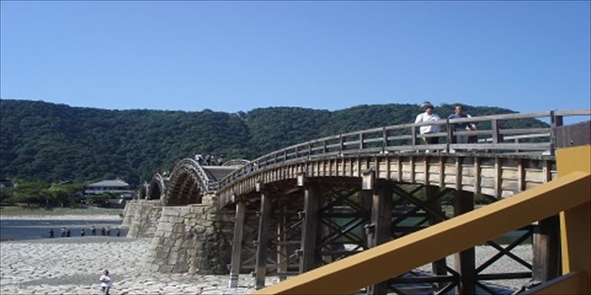 20141207-09-02-bridge-kintai-tech-mountain