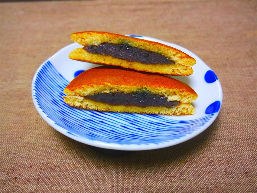 20141209-17-03-sweets-dorayaki-redpaste-blueberry-doraemon