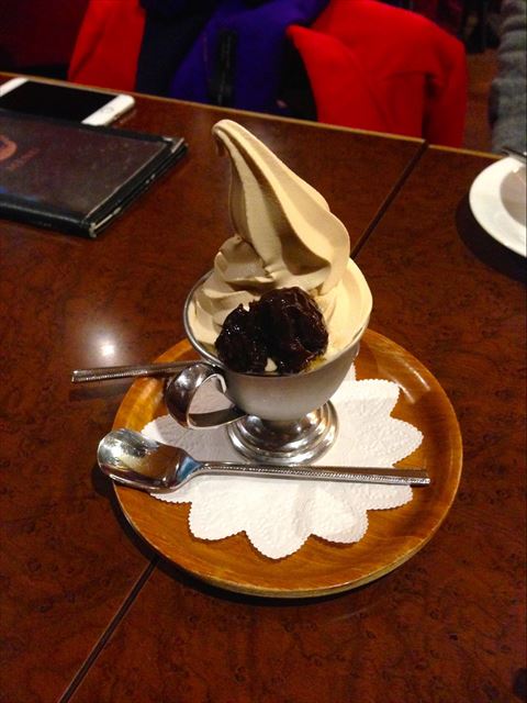 20150217-17-06-mikado-coffee-ice-cream