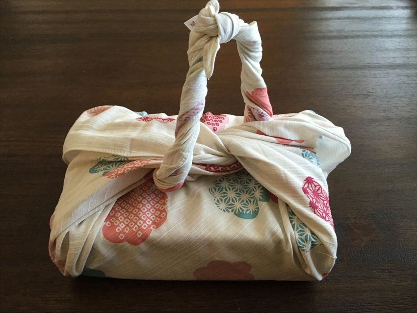 20150217-24-02-furoshiki-wrapping-cloth