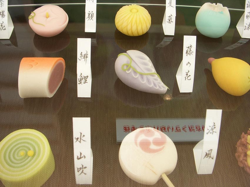 20150525-17-03-Japanese-wagashi