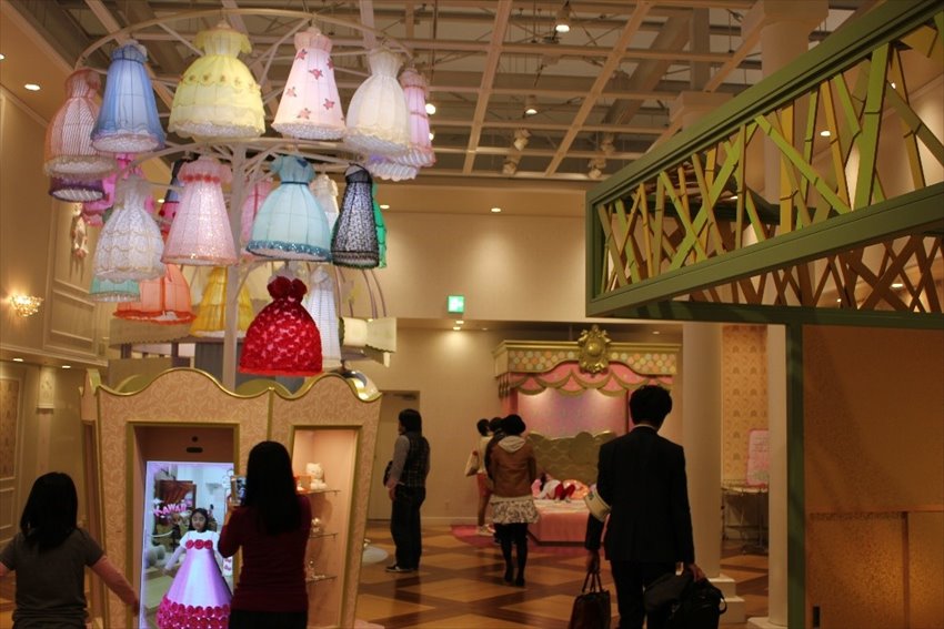 20150528-14-07-Hello-Kitty-Sanrio-Puroland