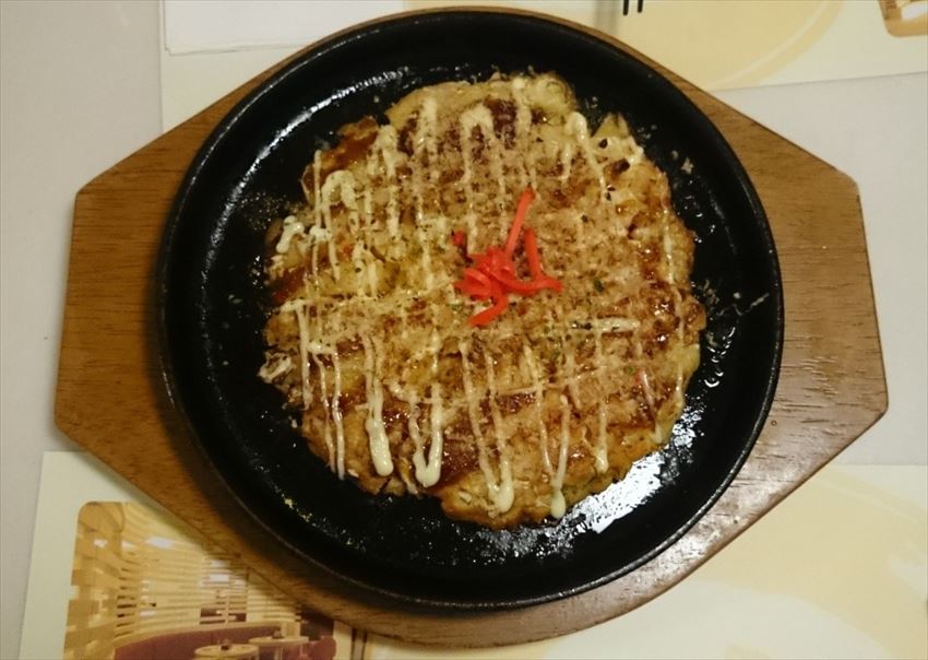 20160421-20-03-reporter-okonomiyaki