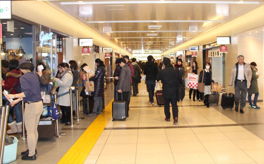 20160426-17-13-Tokyo-Station