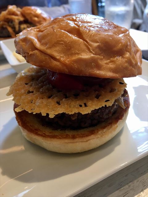 20170627-15-06-umami-burger