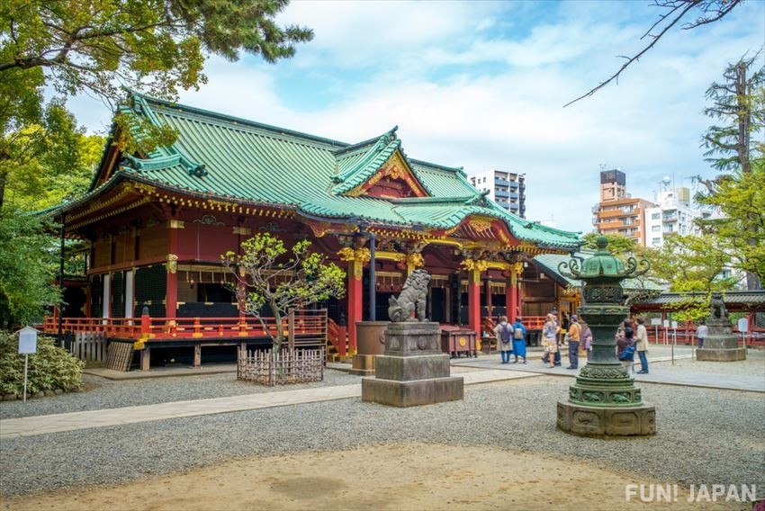 Nezu Shrine / Nezu Jinja, A Taste of Kyoto Shrines