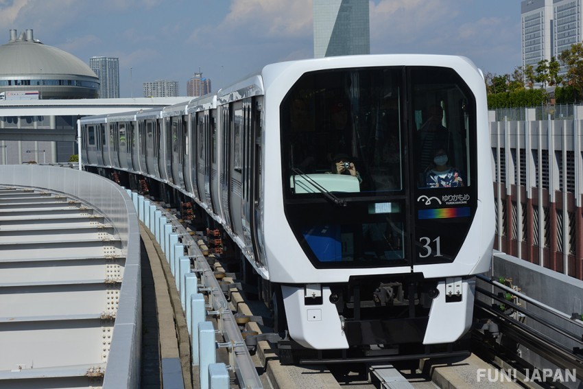 New Transit Yurikamome -  Transportation that Connects Tokyo Waterfront City