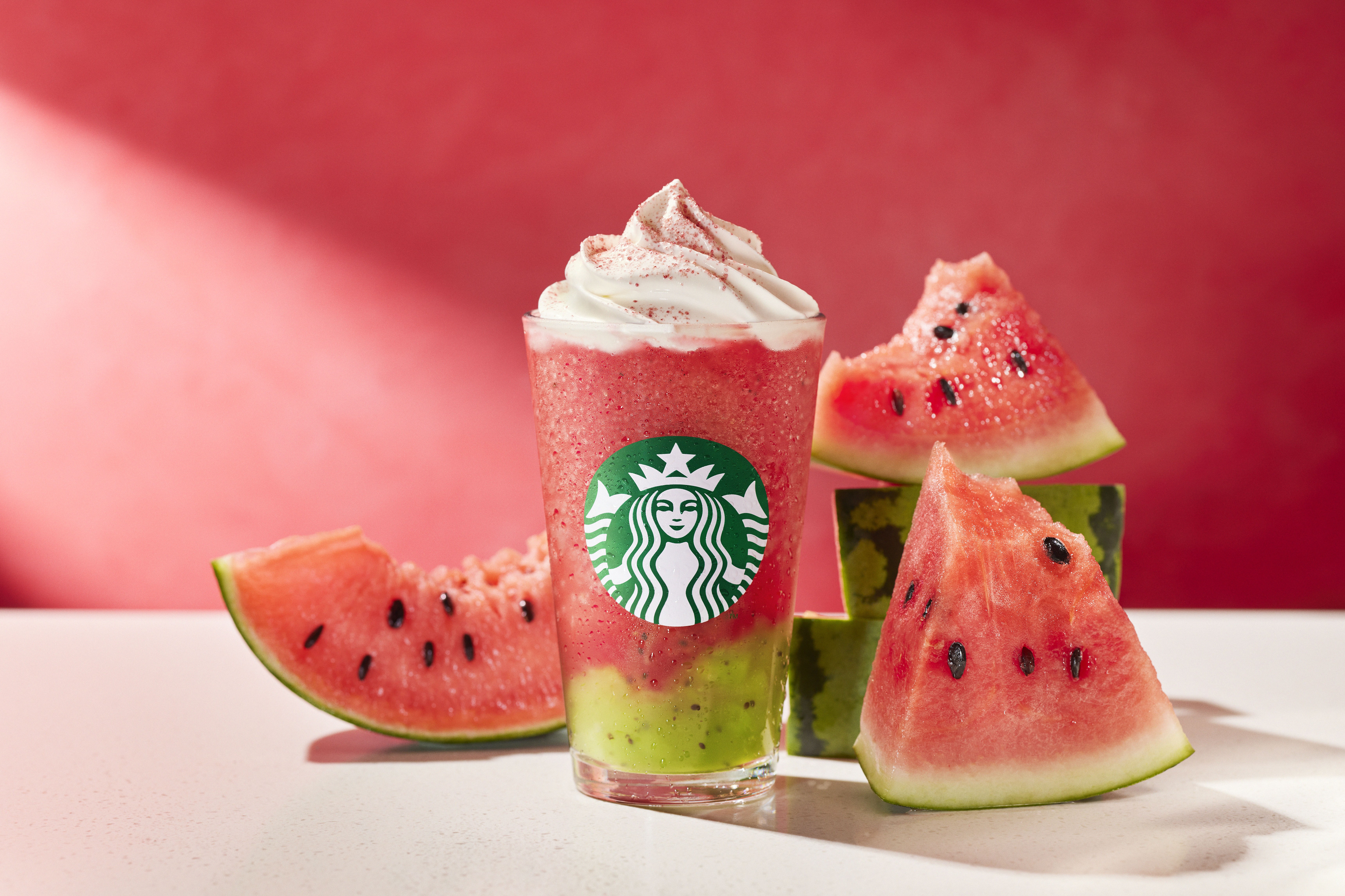 The first Frappuccino🄬 with watermelon flavor will arrive at Starbucks nationwide! As if taking a big bite out of a watermelon, full of fresh sweetness 『GABURI Watermelon Frappuccino🄬』 will be available from August 9th(Wed.)