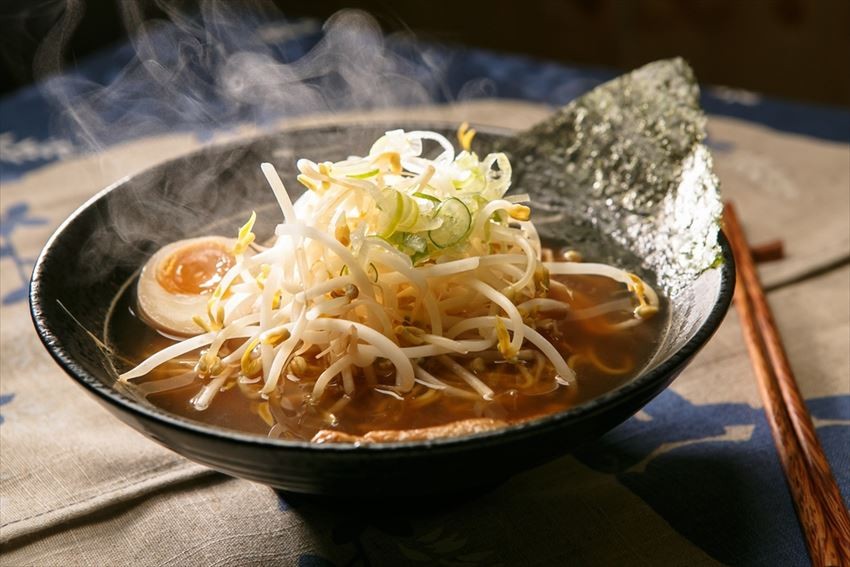 Cho bơ lạc vào Miso Ramen!? Ramen tương đậu nành