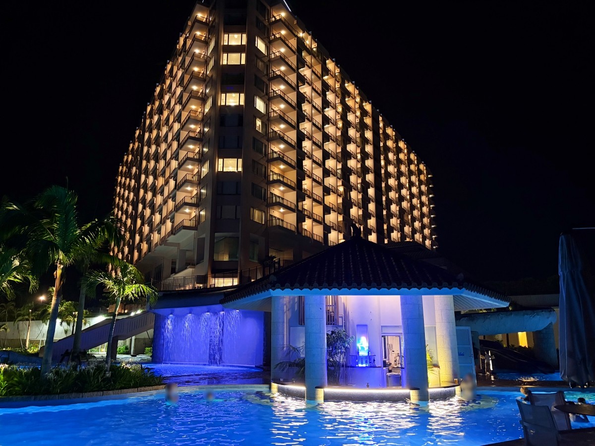 Oriental Hotel Okinawa Resort & Spa