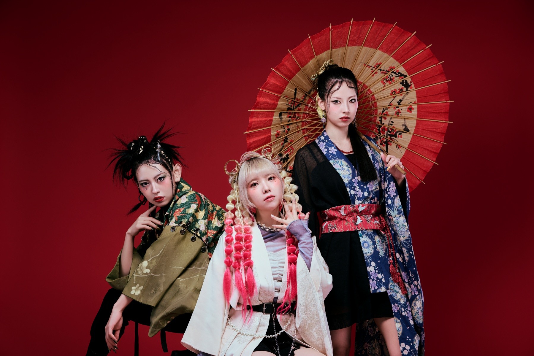 Drum: SAE / Vocal: 0C (zerosi) / Gitar: Natsumi