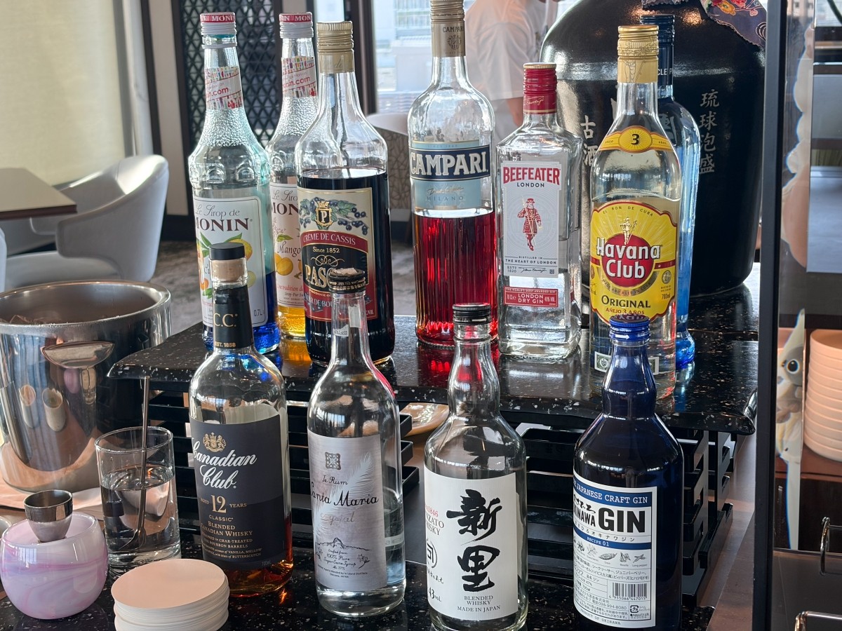 Okinawa Harborview Hotel Club Lounge Drinks