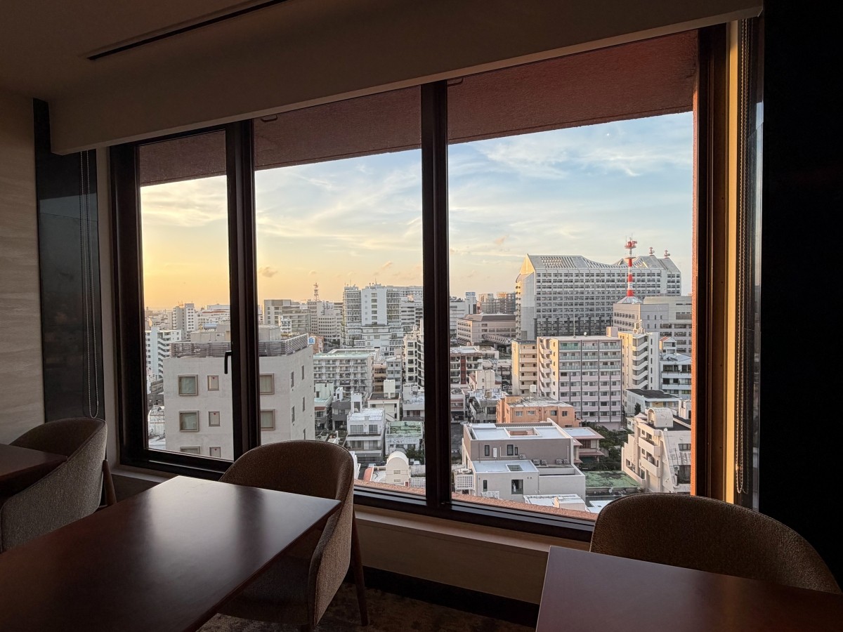 Okinawa Harborview Hotel Club Lounge View