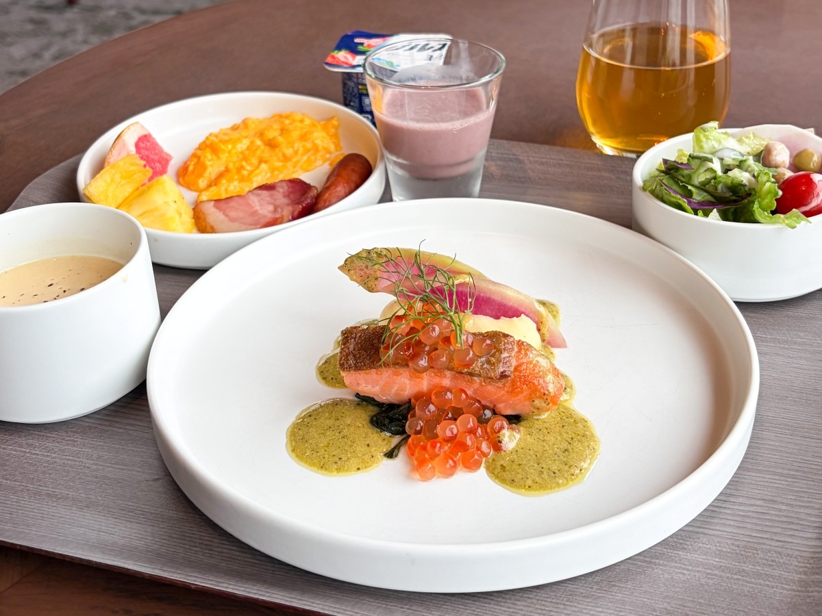 Okinawa Harborview Hotel Club Lounge Breakfast