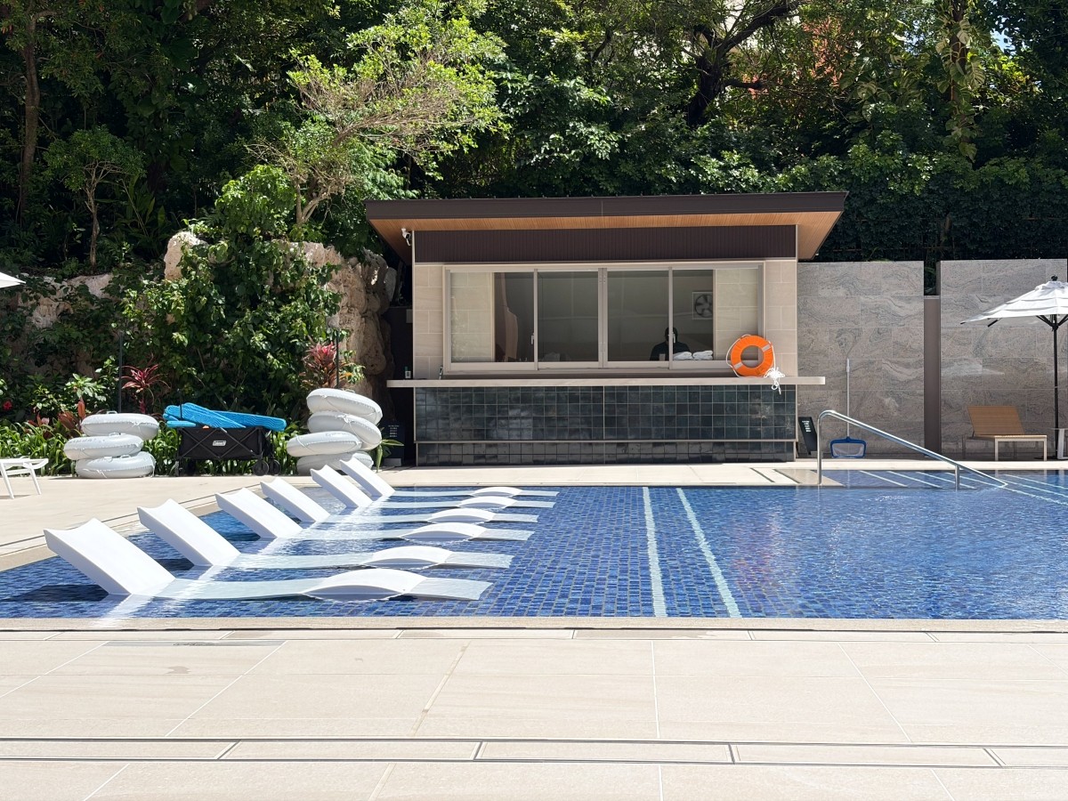 Okinawa Harborview Hotel Pool