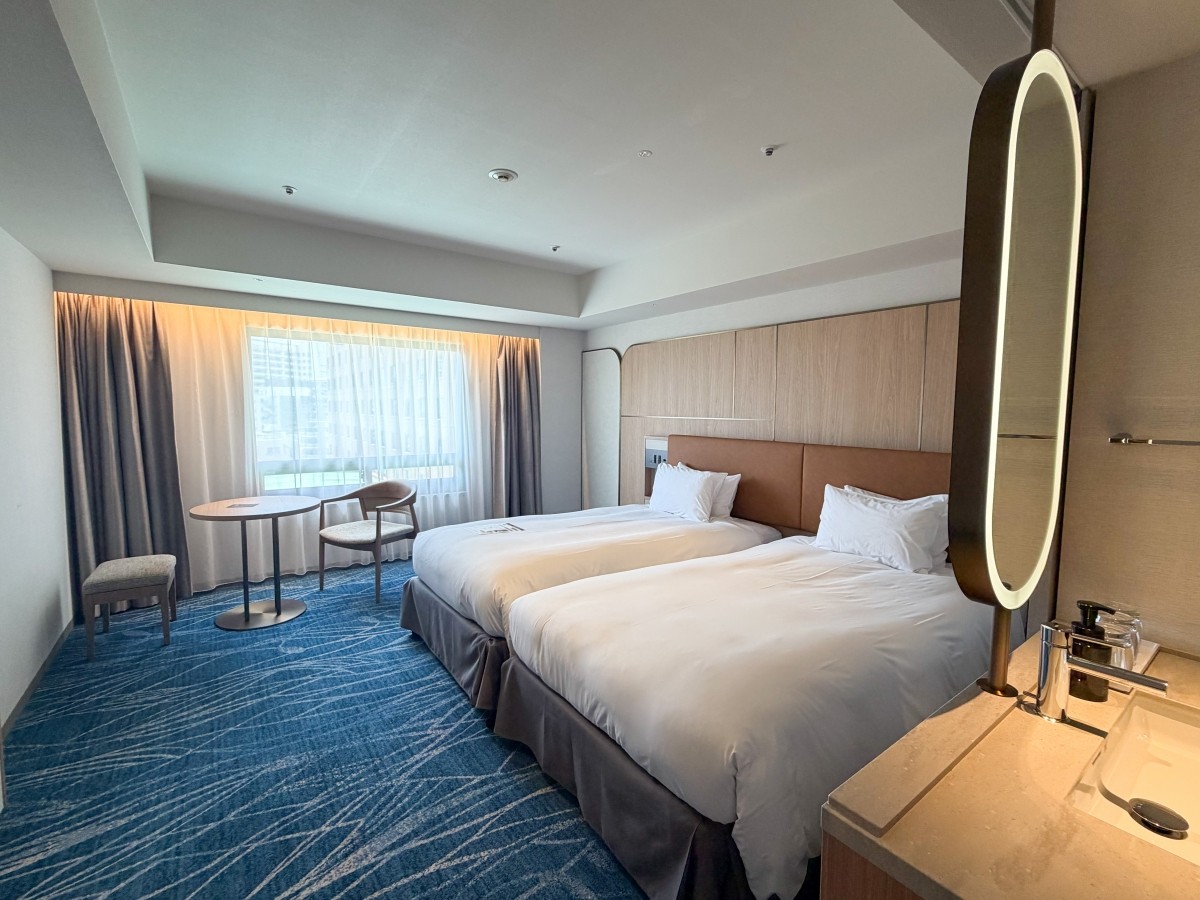 Renovated Standard Twin Room Okinawa Harborview Hotel